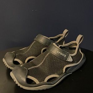 Crocs Water Shoes 7